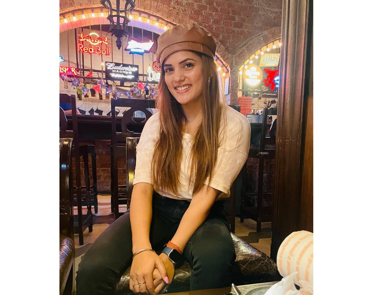 KAVYA ✅ MAhesana ✅VIP GENUINE CALL GIRL SERVICE