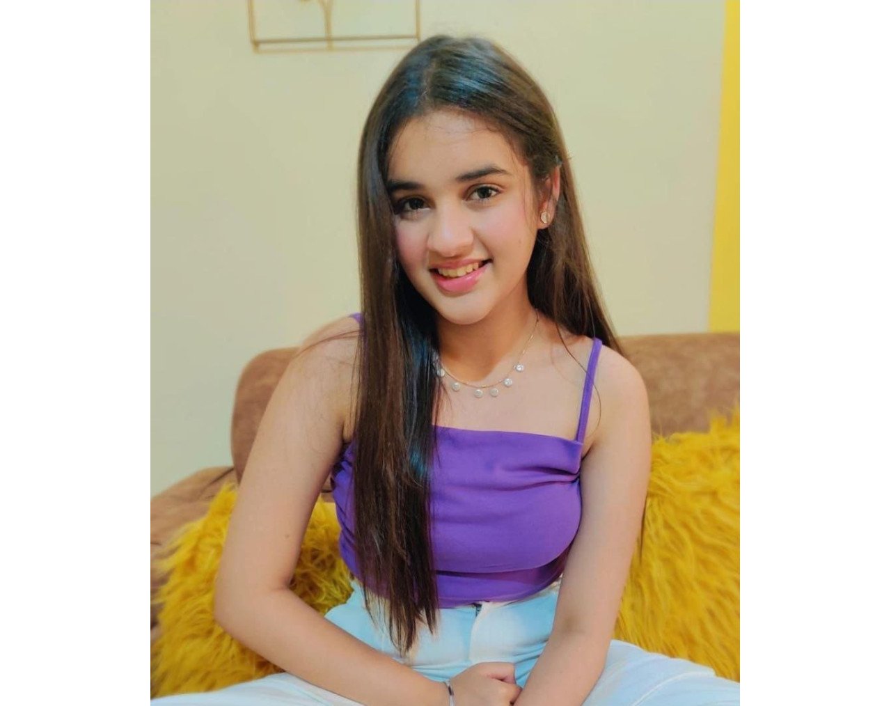 HOT FIGAR VIP DOORSTEP MODEL GIRL AUNTY CALL ME