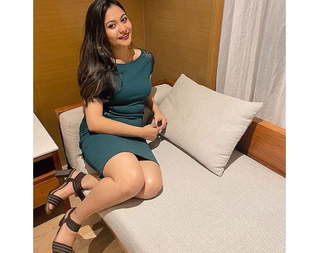 MYSELF ANAMIKA BEST VIP COLLEGE GIRL HOUSEWIFE AVAILABLE