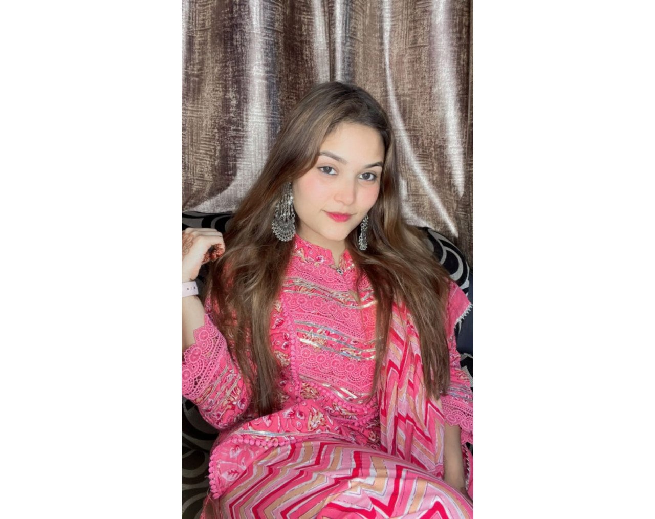 MY SELF PAYAL VIP MODEL GIRLS DOORSTEP OUTCALL INCALL AVAILABLE 