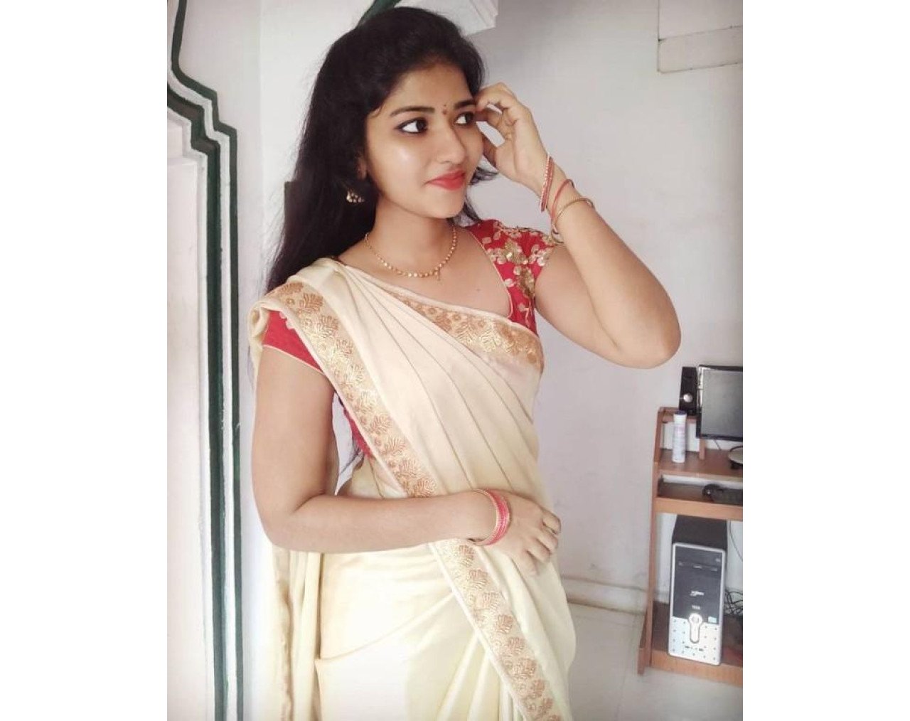 Chennai best low price escort service short 1500