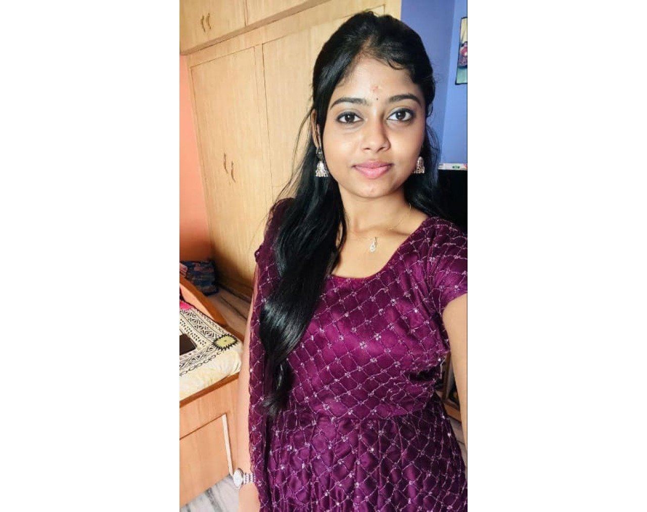 Kavya vip independent genuine sexy VIP call girls are provided safe and secure service .