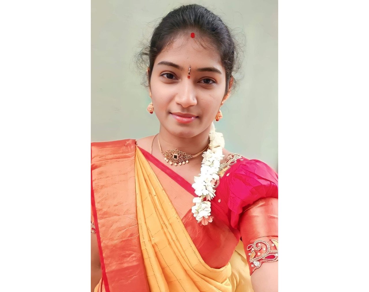 MYSELF ANAMIKA BEST VIP COLLEGE GIRL HOUSEWIFE AVAILABLE