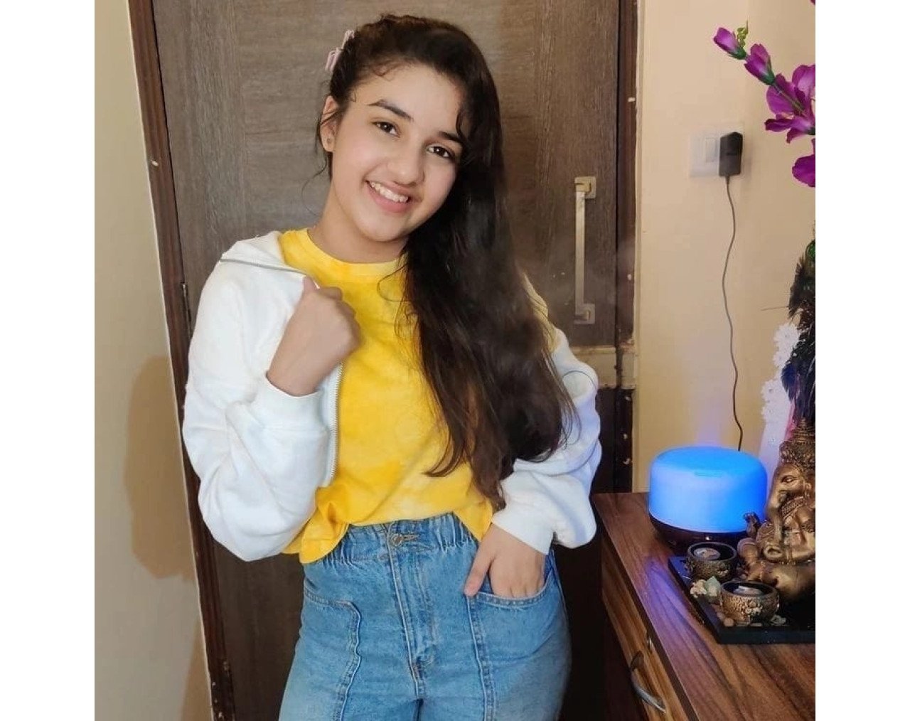 (GIRL IN ANANYA) HOT CALL-GIRL BODY-2-BODY MASSAGE LOW-COST IN COLLEGE GIRL HOUSEWIFE AVAILABLE IN 24 HOURS