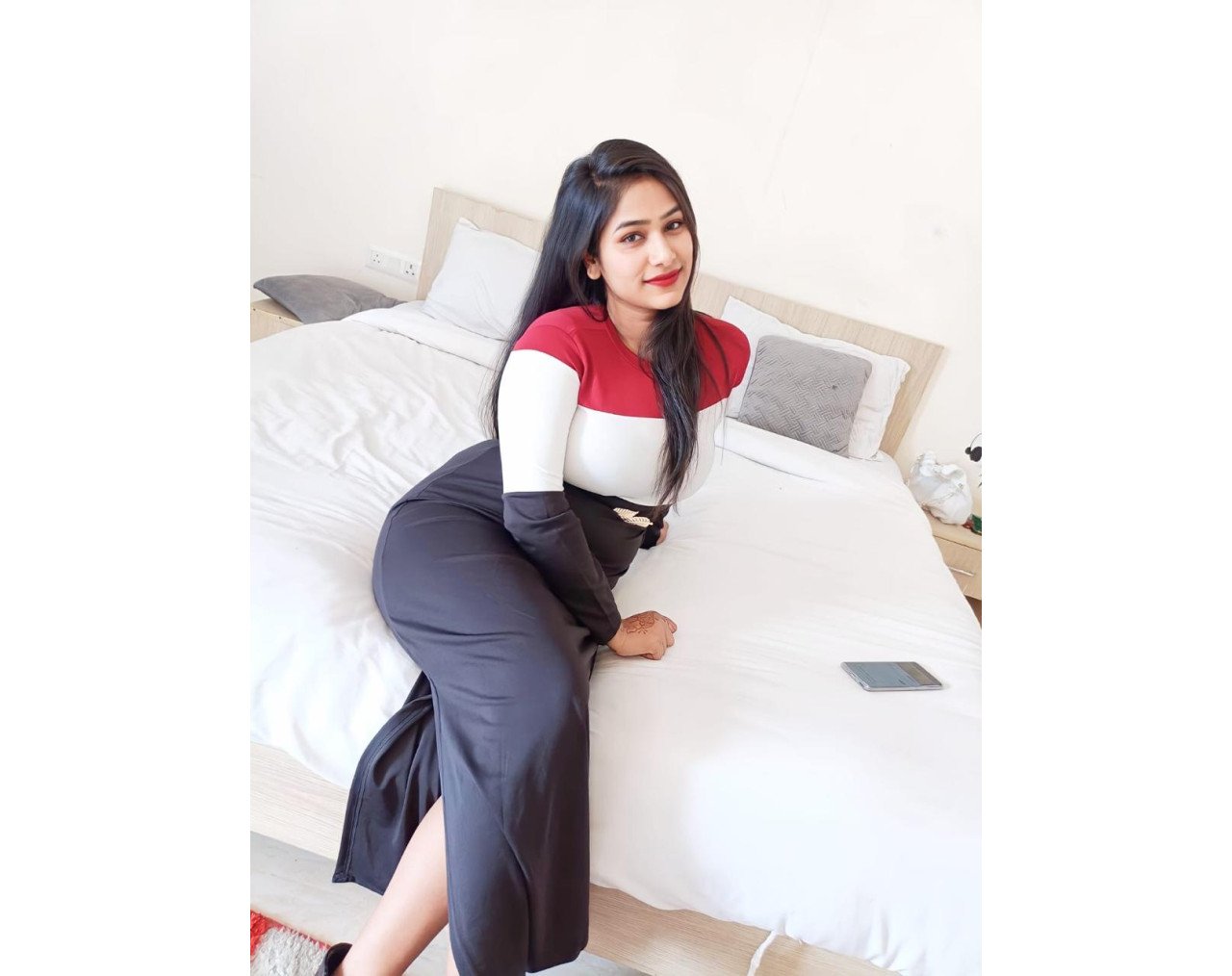 Kavya vip independent genuine sexy VIP call girls are provided safe and secure service .