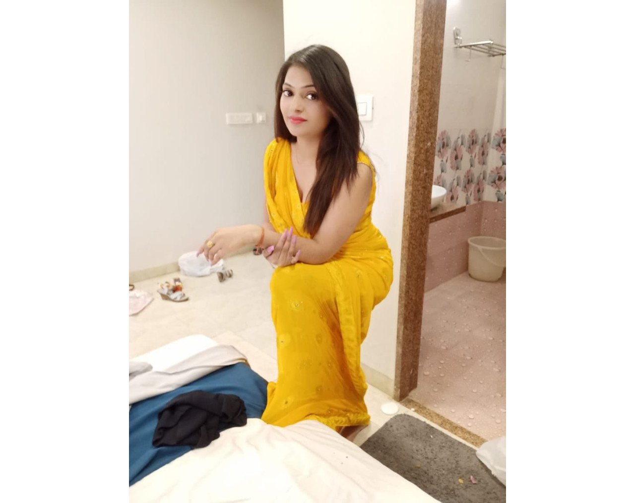 Kavya vip independent genuine sexy VIP call girls are provided safe and secure service .