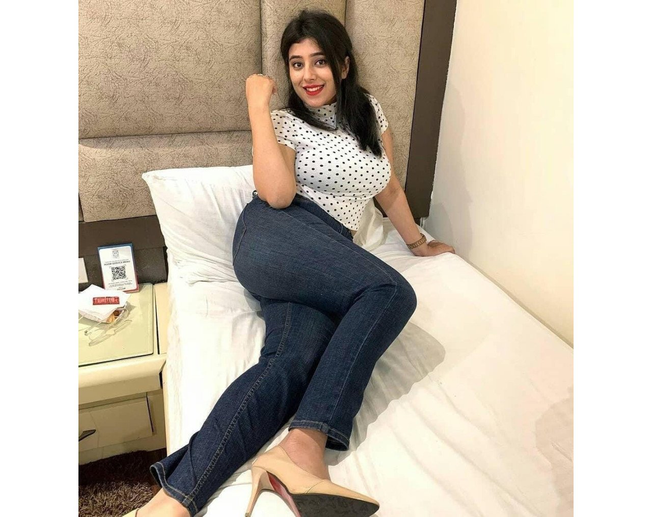 Myself Neha Sharma i am independent call girl today low price 