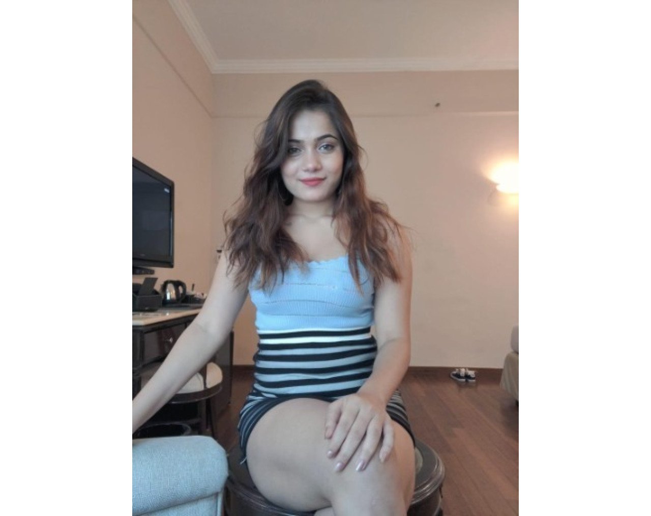 call girls provide 100% genuine escort service nearby.