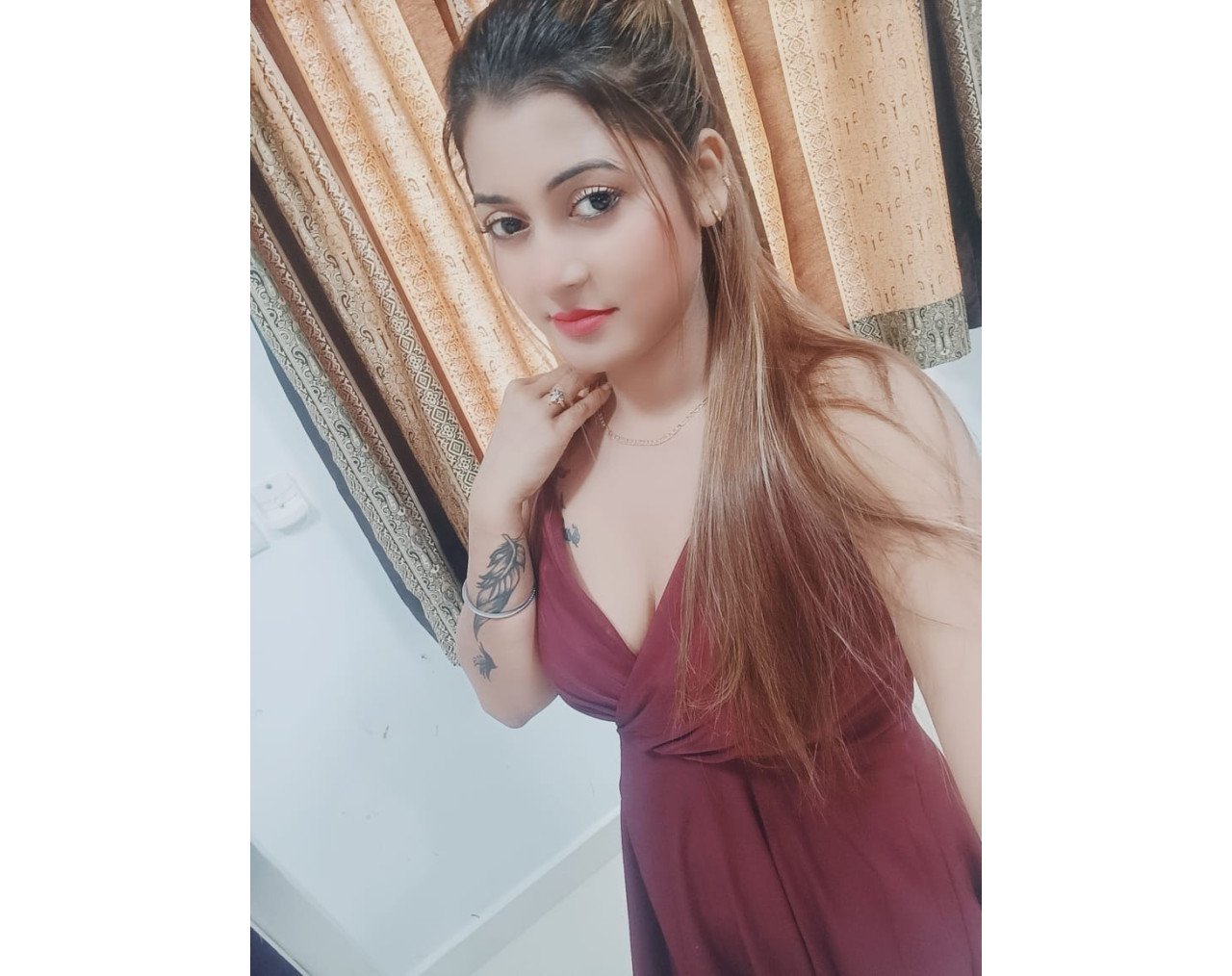 HOT FIGAR VIP DOORSTEP MODEL GIRL AUNTY CALL ME