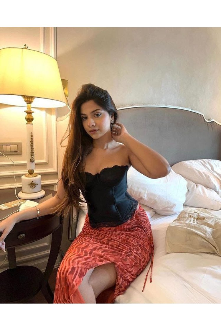 Call girls 9509888230 Real meet independent Indian escort genuine service