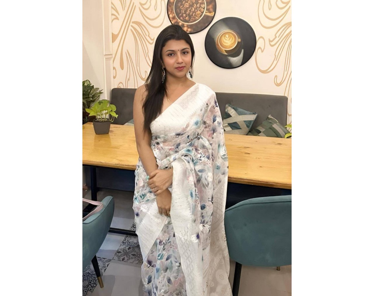 Bangalore ✅ Low price 100% genuine sexy VIP call girls are provided safe and secure service .