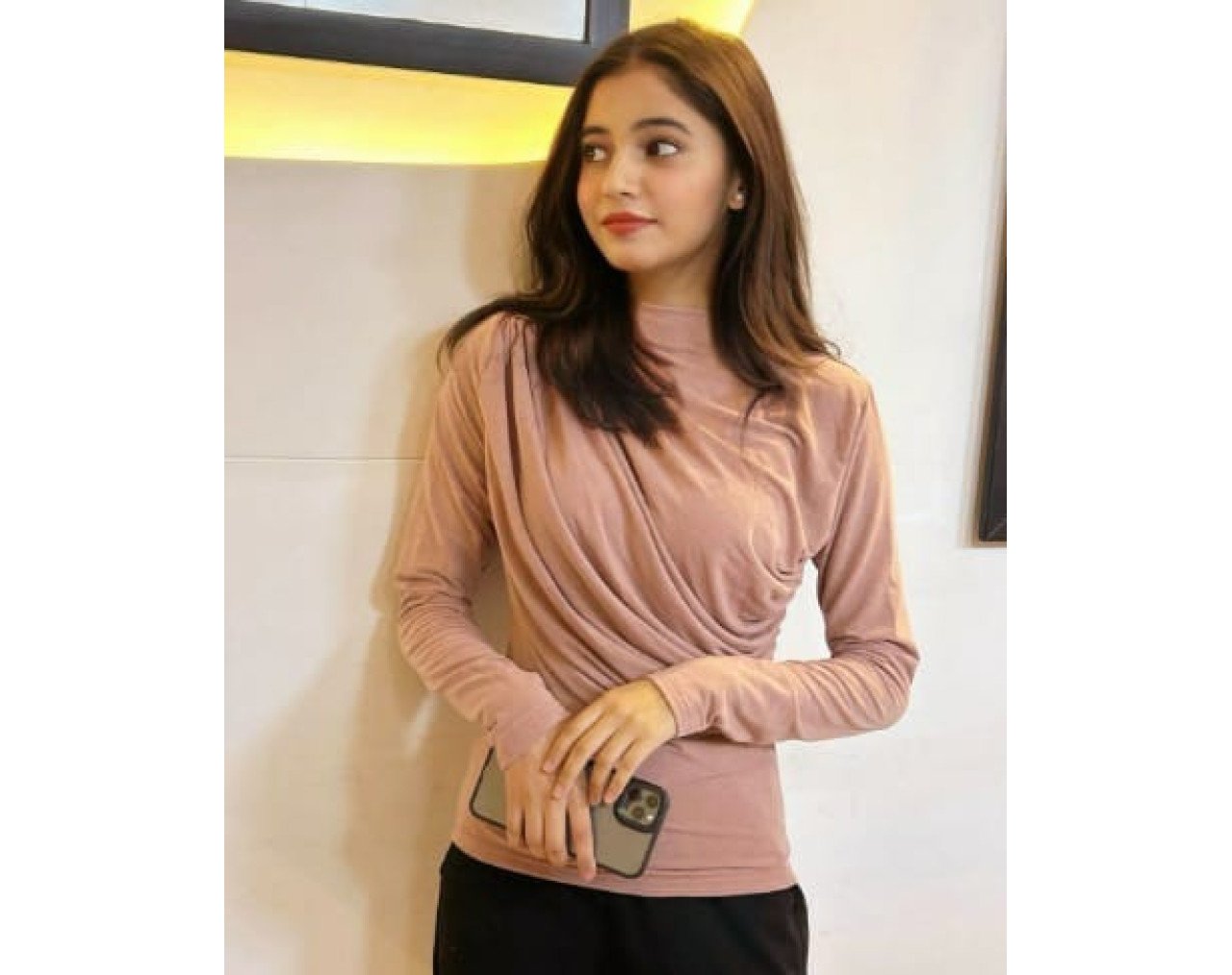 Vijayawada vip call girls 7396143O57 in call out call girl service