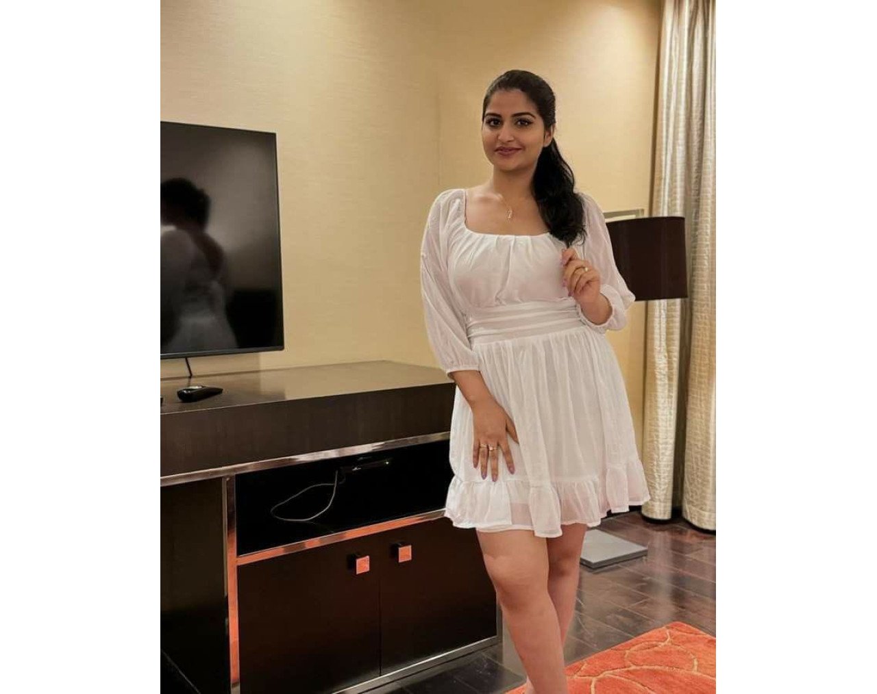 MY SELF DIVYA VIP HOT CALL-GIRL BODY-2-BODY MASSAGE LOW-COST IN COLLEGE GIRL HOUSEWIFE AVAILABLE IN 24 HOURS