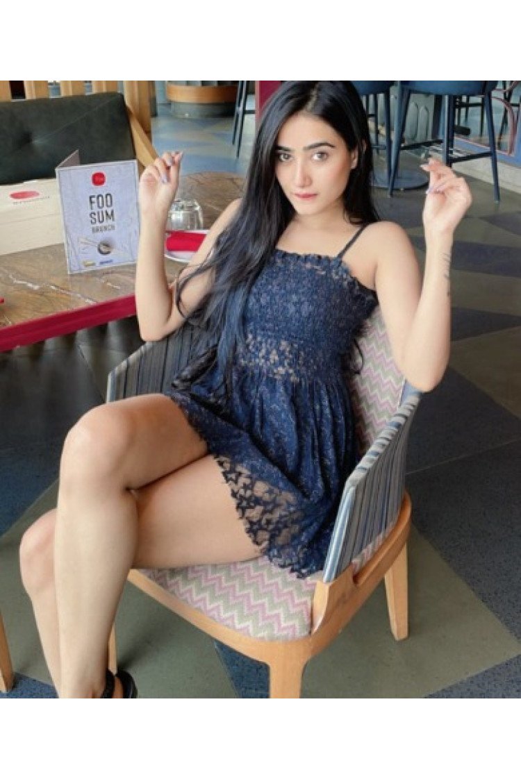 Vishakhapatnam Madhu 8619405593 best call girl hotel and home service available full safe and secure ????
