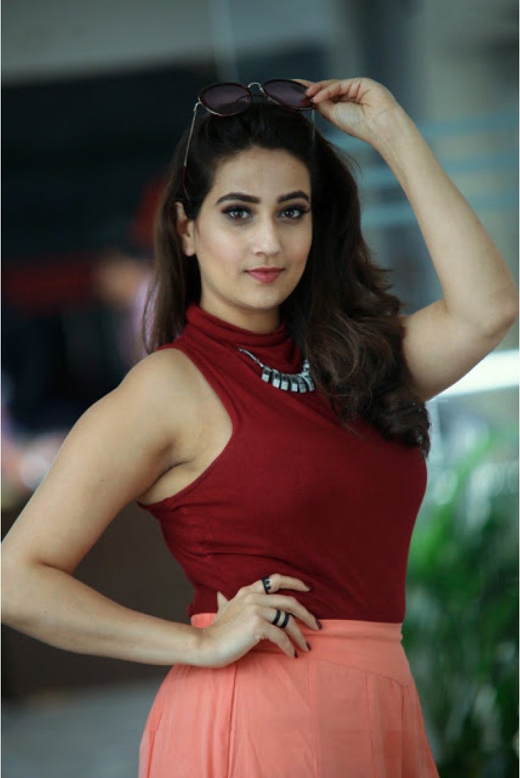 Call Girls In Ramada by Wyndham Gurgaon Central  { 8448421148 @'5 Star Hotels Gurgaon Escorts Service 24/7 NCR