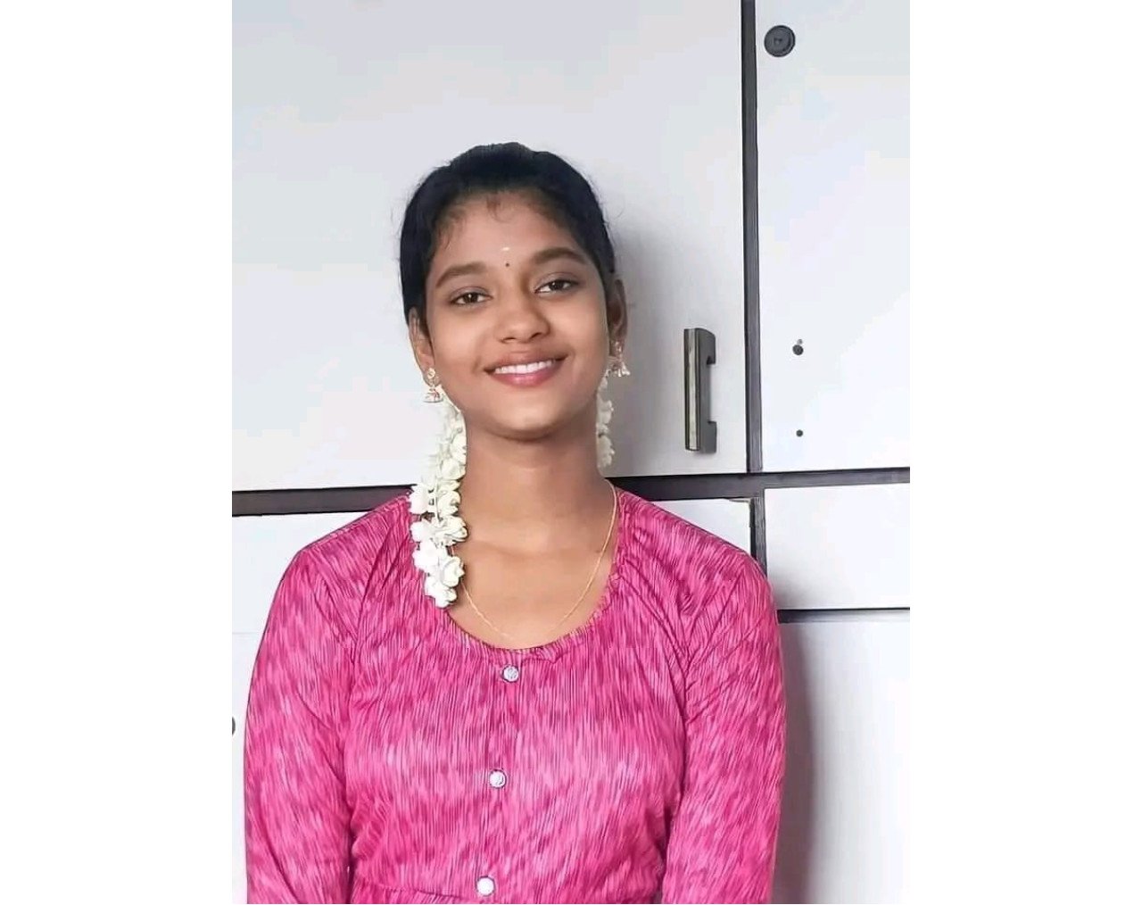 MYSORE Kavya vip independent genuine sexy VIP call girls are provided safe and secure service .
