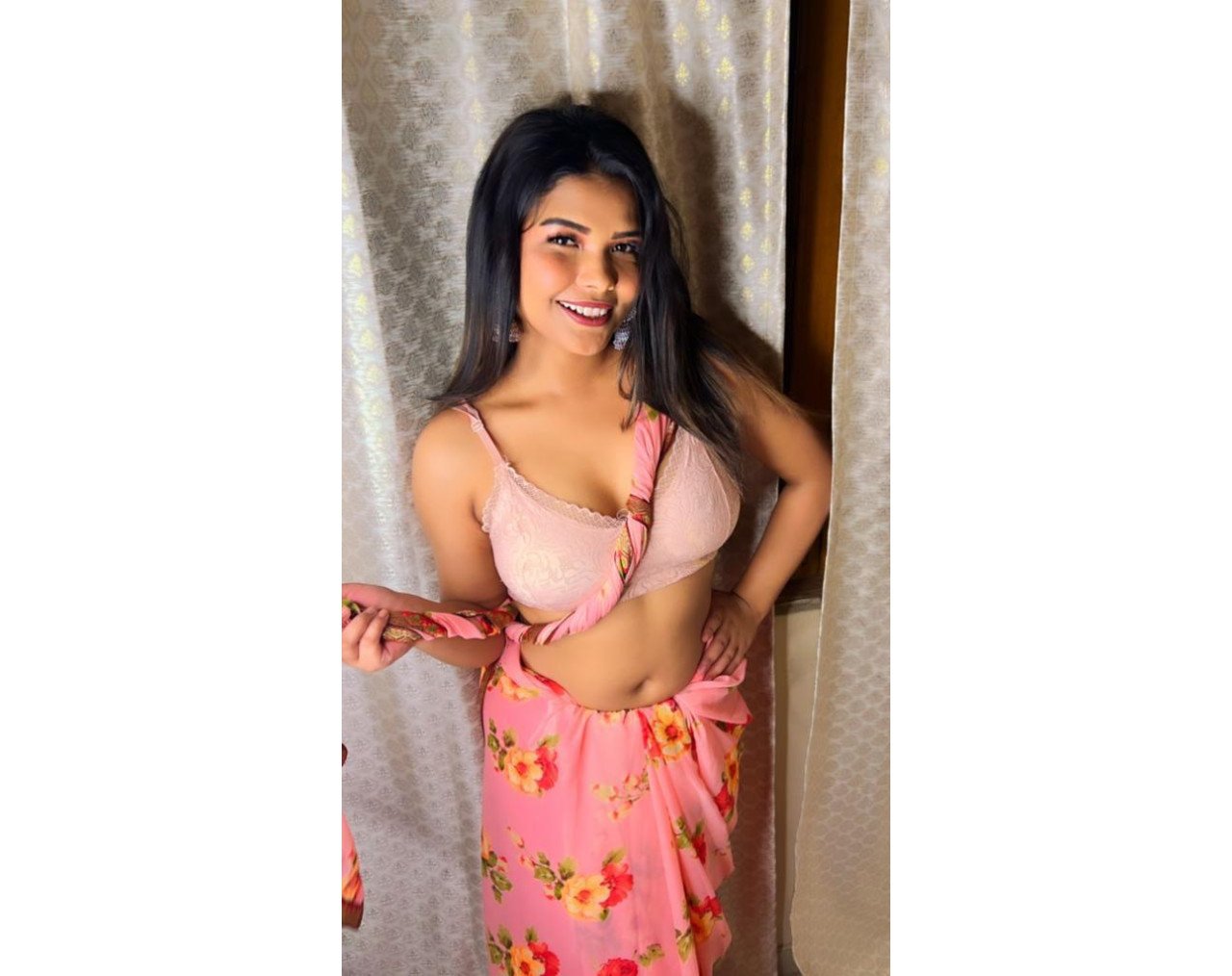 Myself Riya Sharma i am independent call girl today low price
