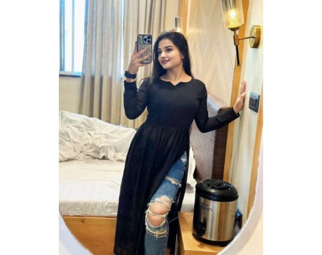 Book Bangalore call girl get 24x7 escort service available.