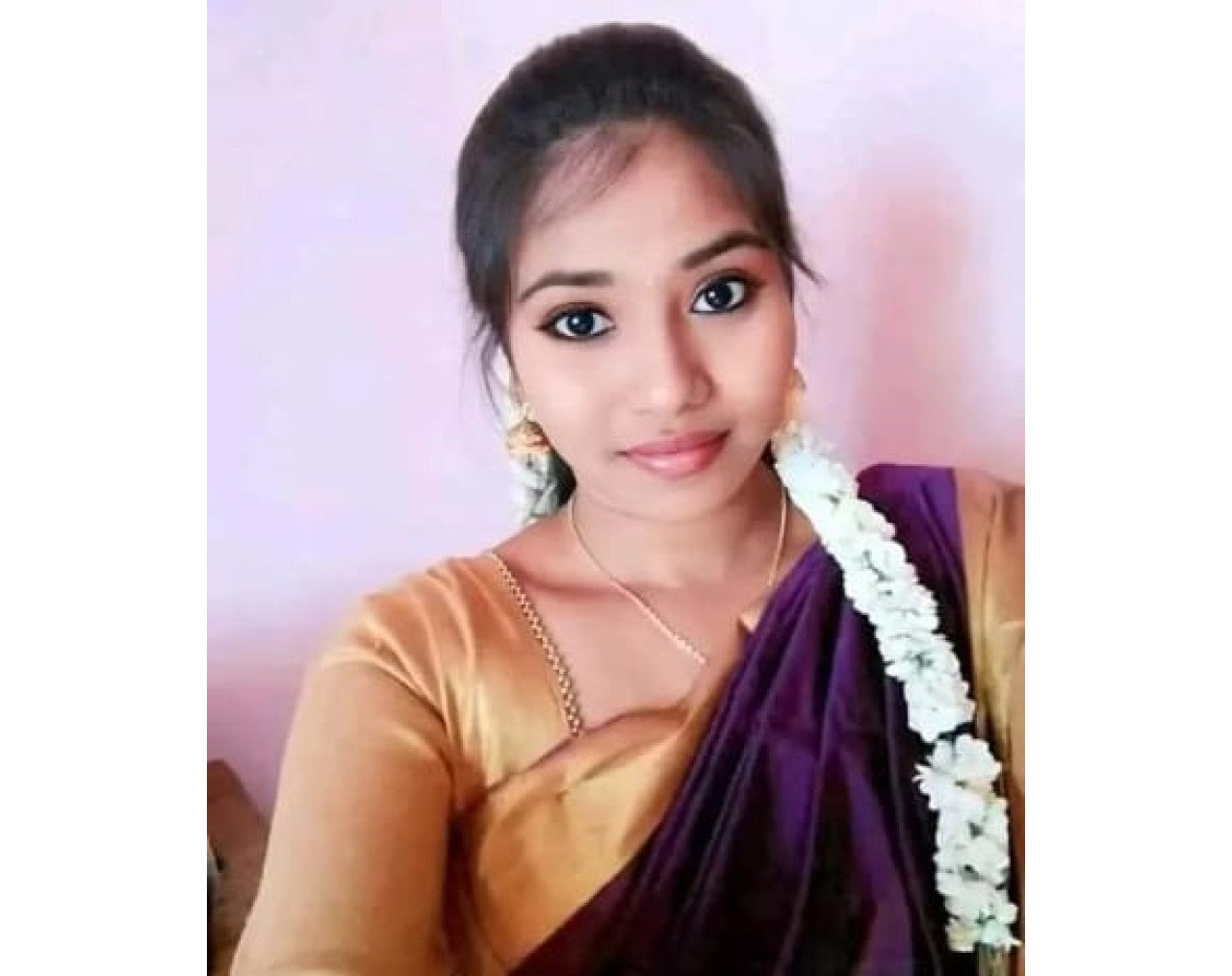 Independent by Alisha best call girl service