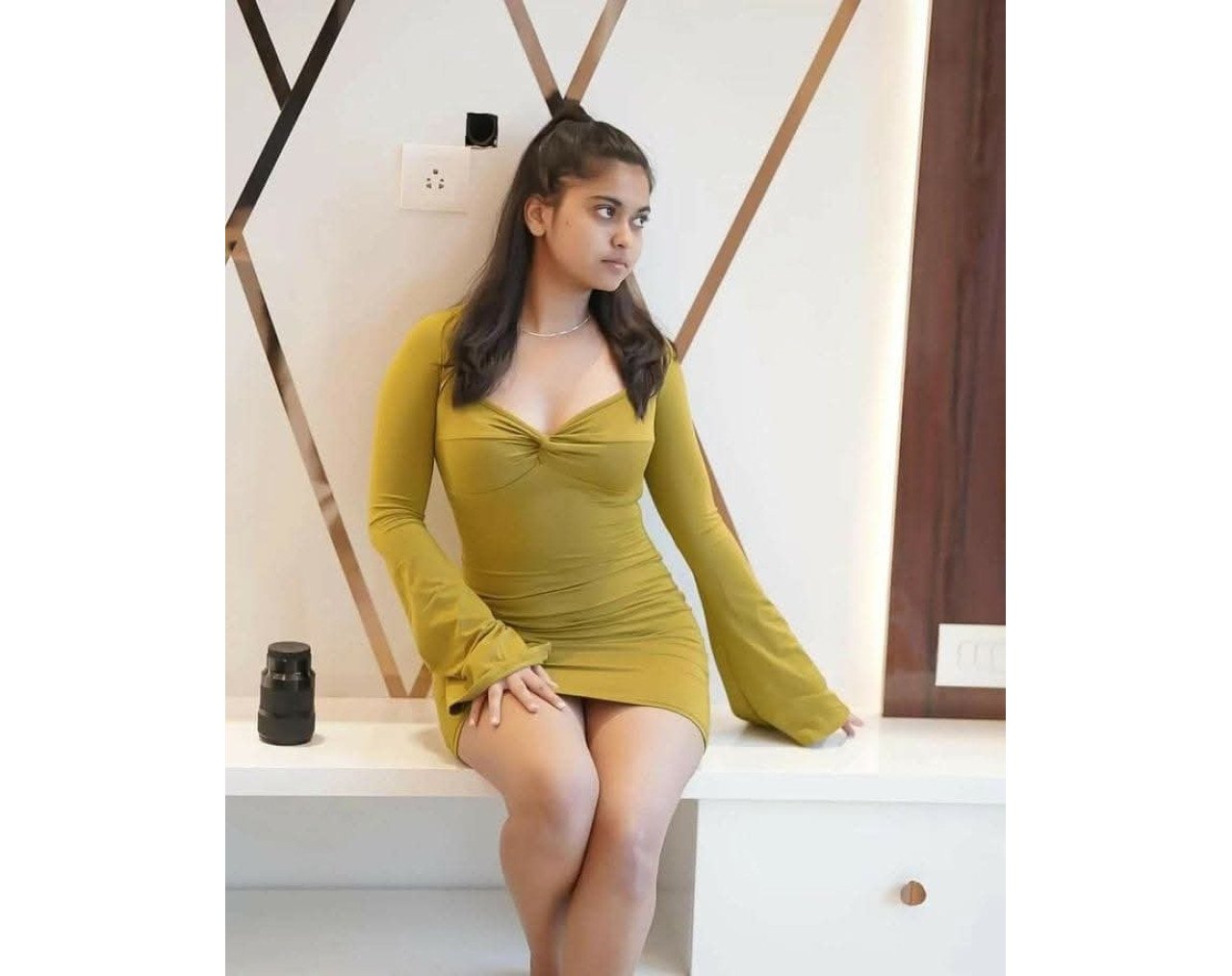 Hand to hand payment only no advance payment VIP ESCORT SERVICE IN Bangalore 