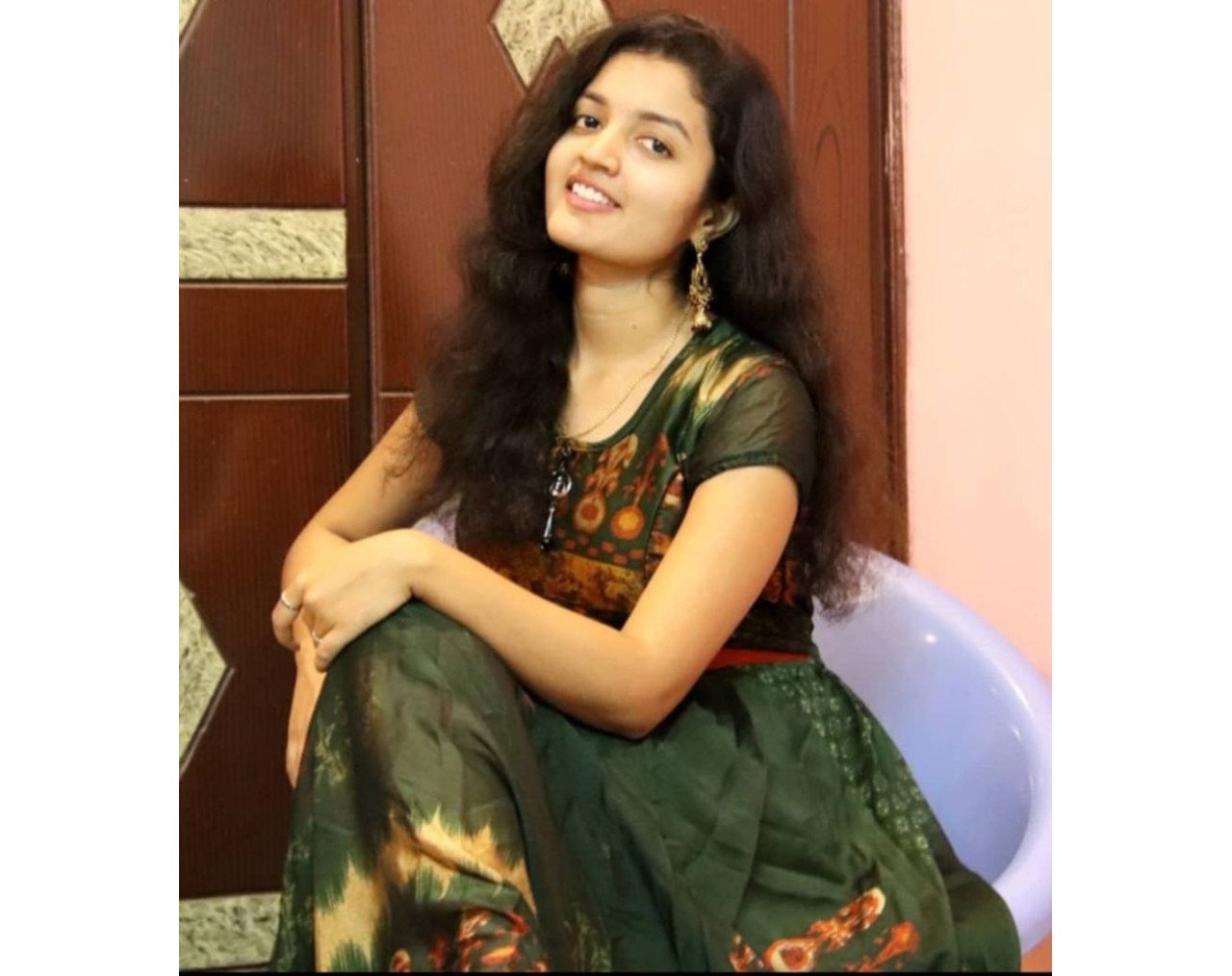 Book 7898949911 Chennai call girl get 24x7 escort service available.