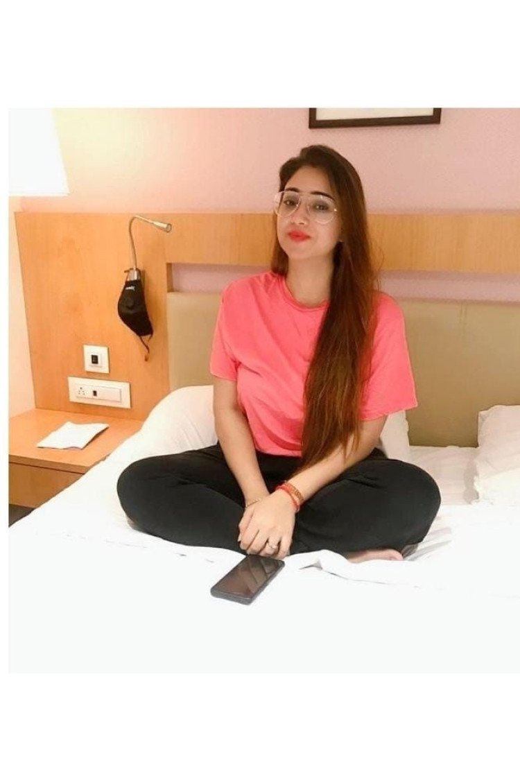 HOT FIGAR VIP DOORSTEP MODEL GIRL AUNTY CALL ME